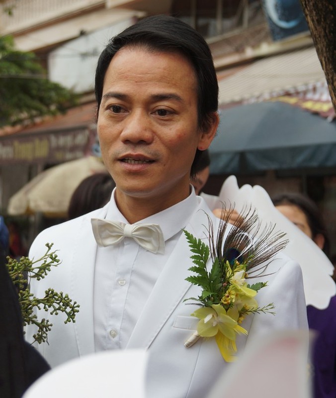 Thanh Thanh Hien dien ao dai e ap trong ngay cuoi-Hinh-2